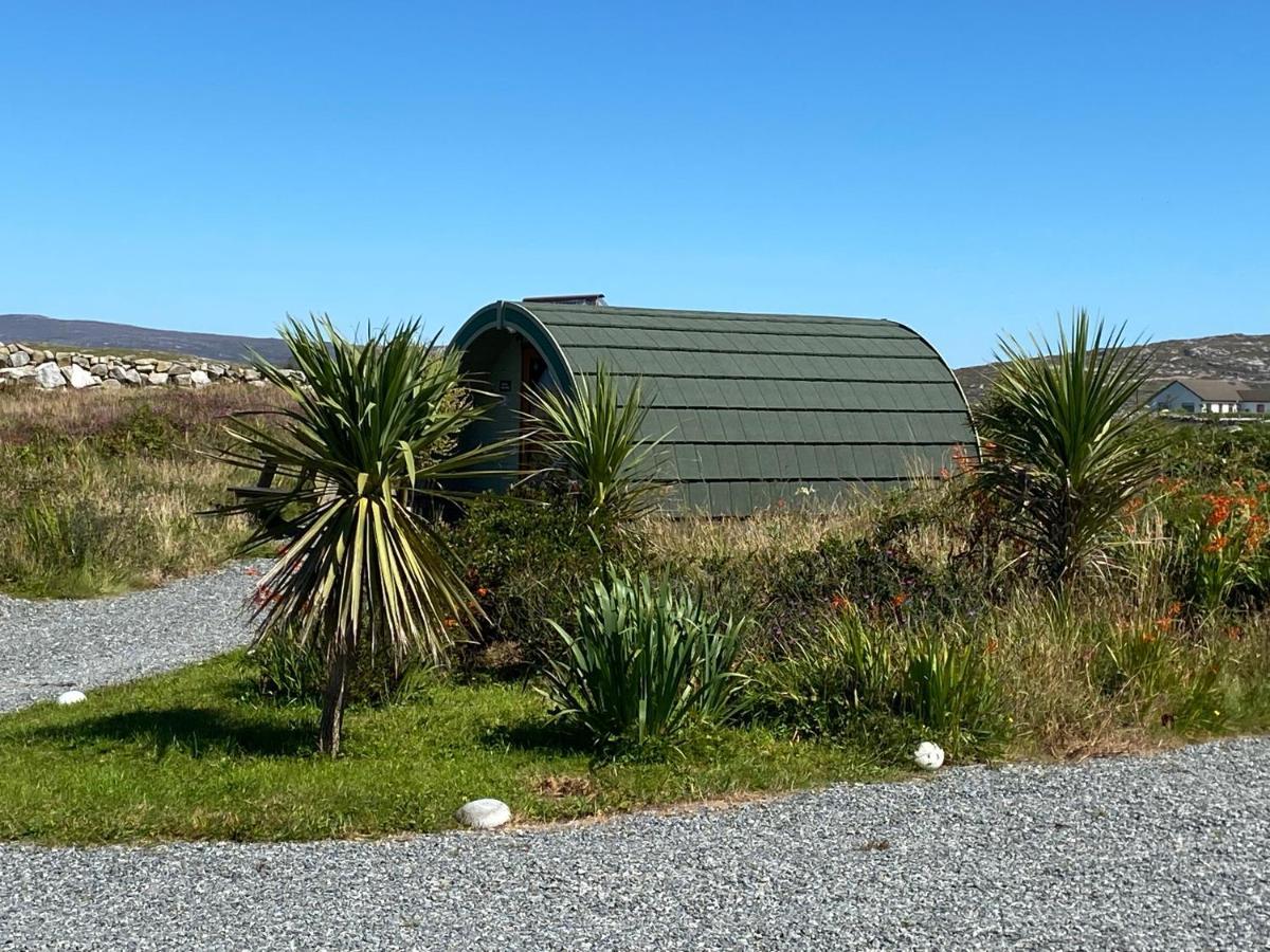Earls View Pod Hotel Carna Екстериор снимка