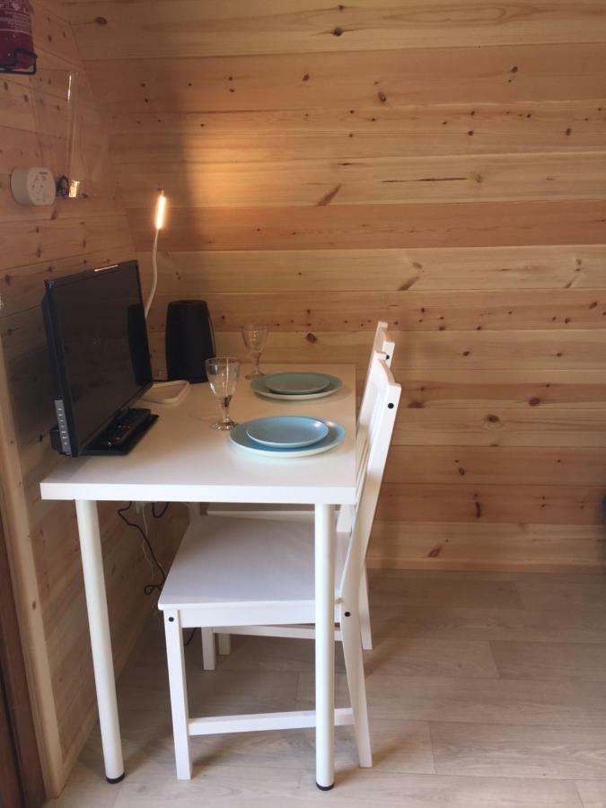 Earls View Pod Hotel Carna Екстериор снимка